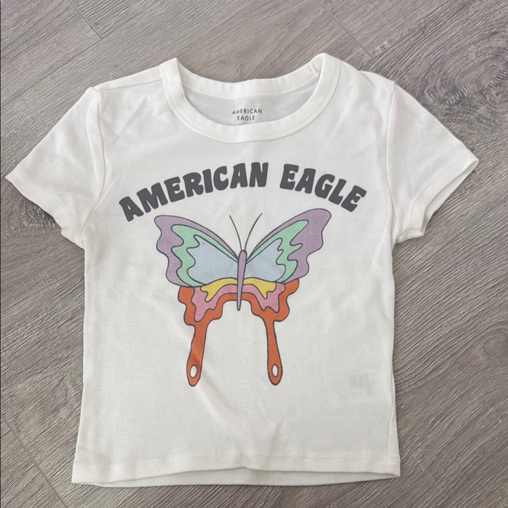 American Eagle Outfitters Cream Butterfly T-Shirt women’s small
